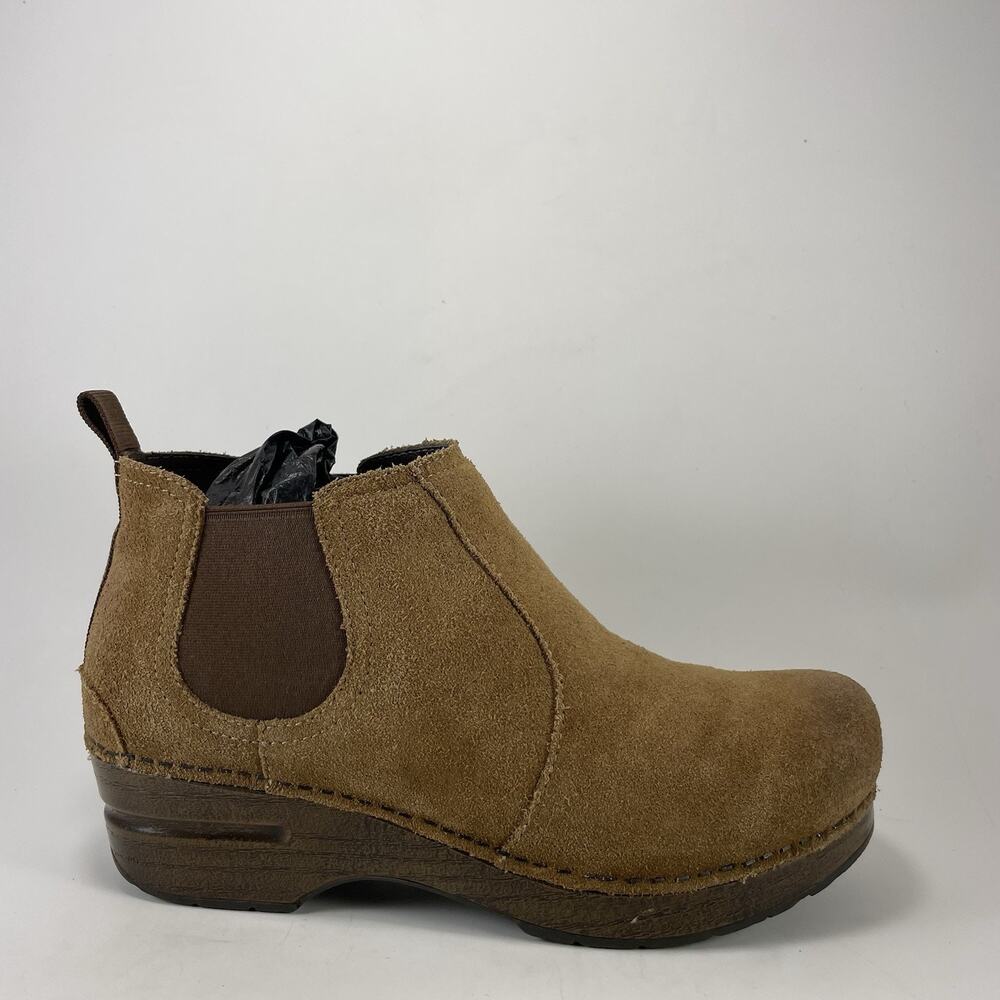 Dansko Frankie Chelsea Womens Size 38 US 7.5 Burnished Honey Suede Clog Boots